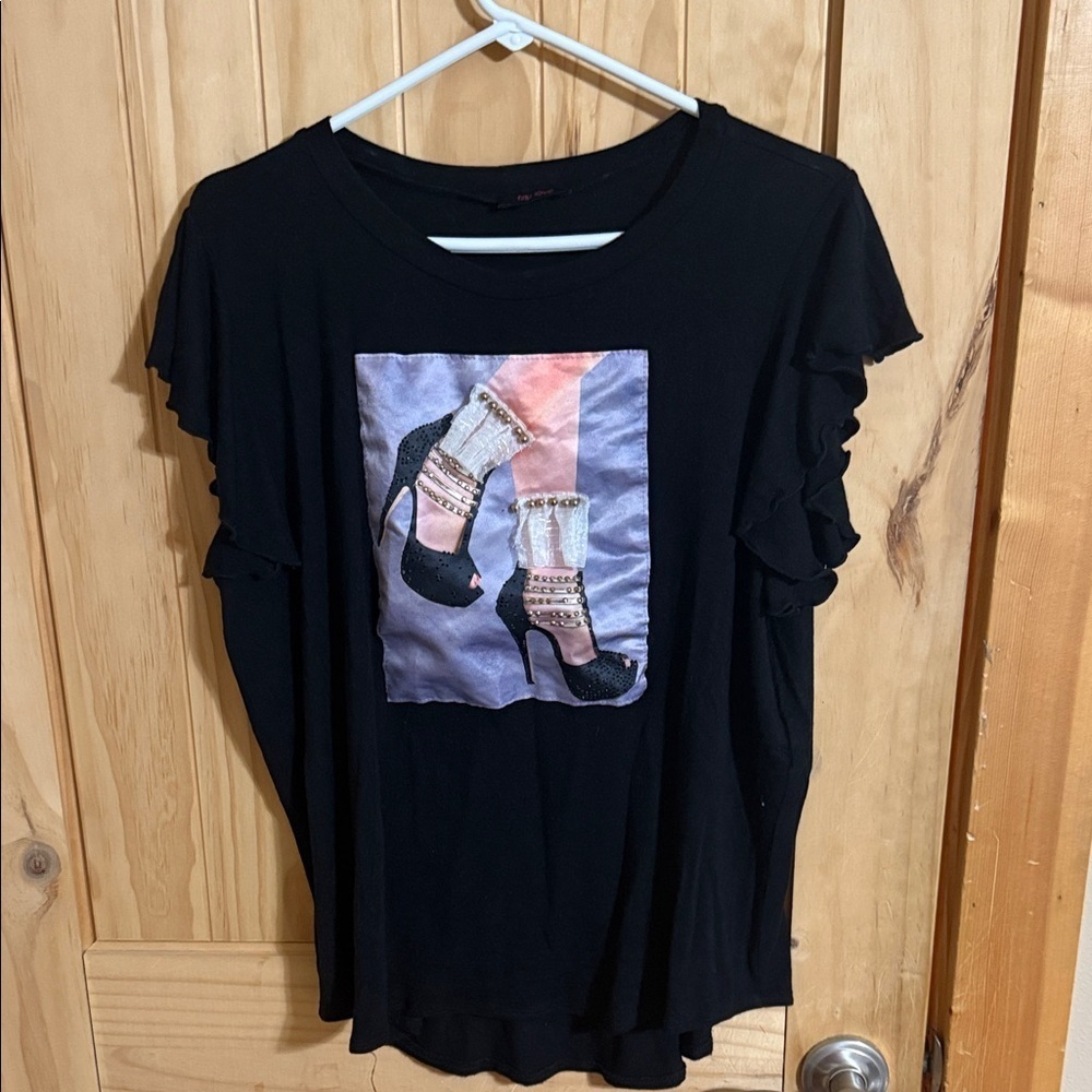 first love, Black Ruffle Sleeve Graphic Top